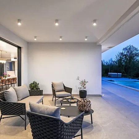 Sonia By Interhome بيت للعطل *