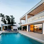Sonia By Interhome * Nedeščina